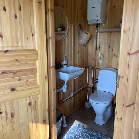 Puhkemaja Maja Saunaga Kahele Arturis