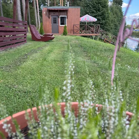 Maja Saunaga Kahele Arturis Puhkemaja