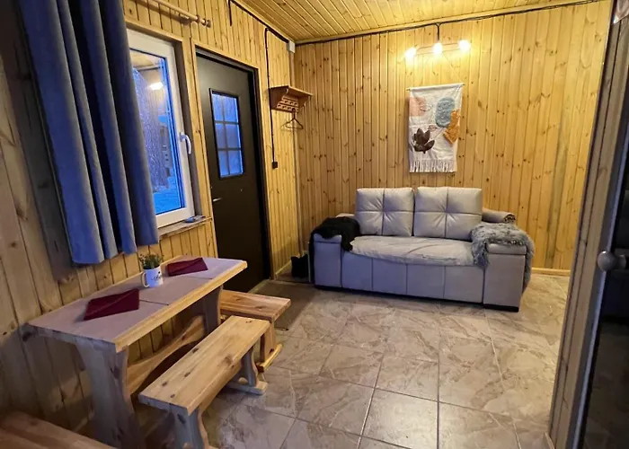 Maja Saunaga Kahele Arturis