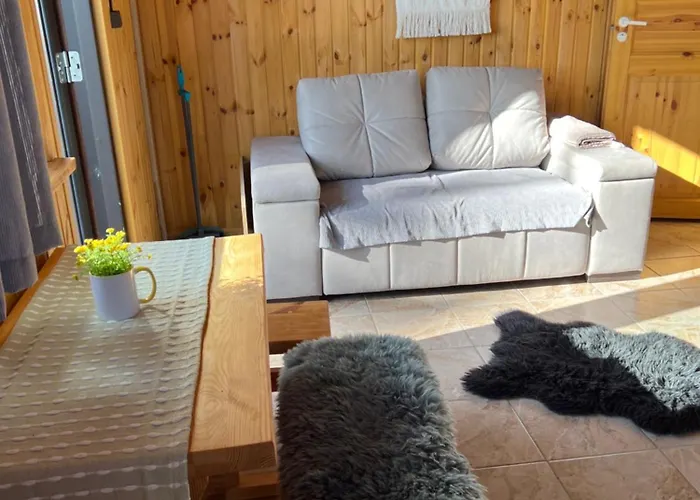 Maja Saunaga Kahele Arturis Romeda